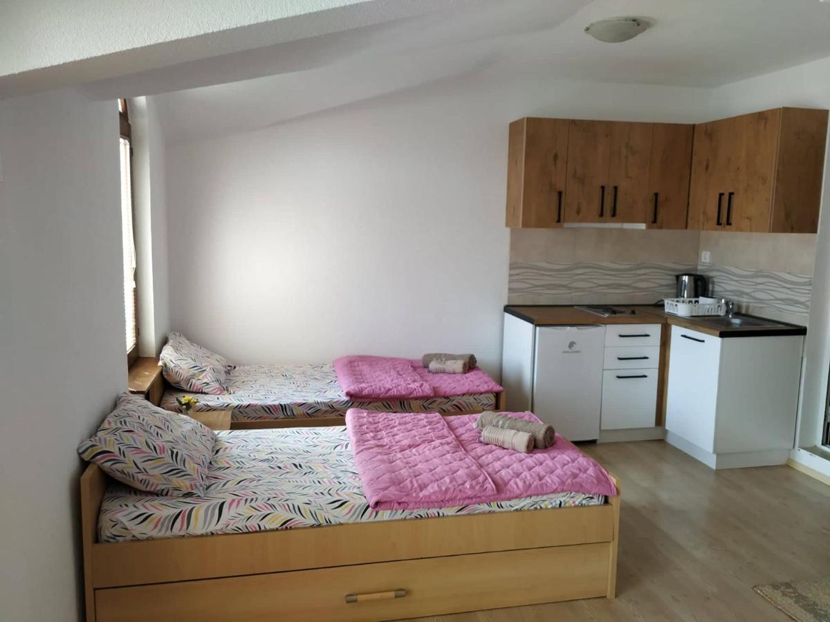 Apartments Mostrovi Ochryda Zewnętrze zdjęcie