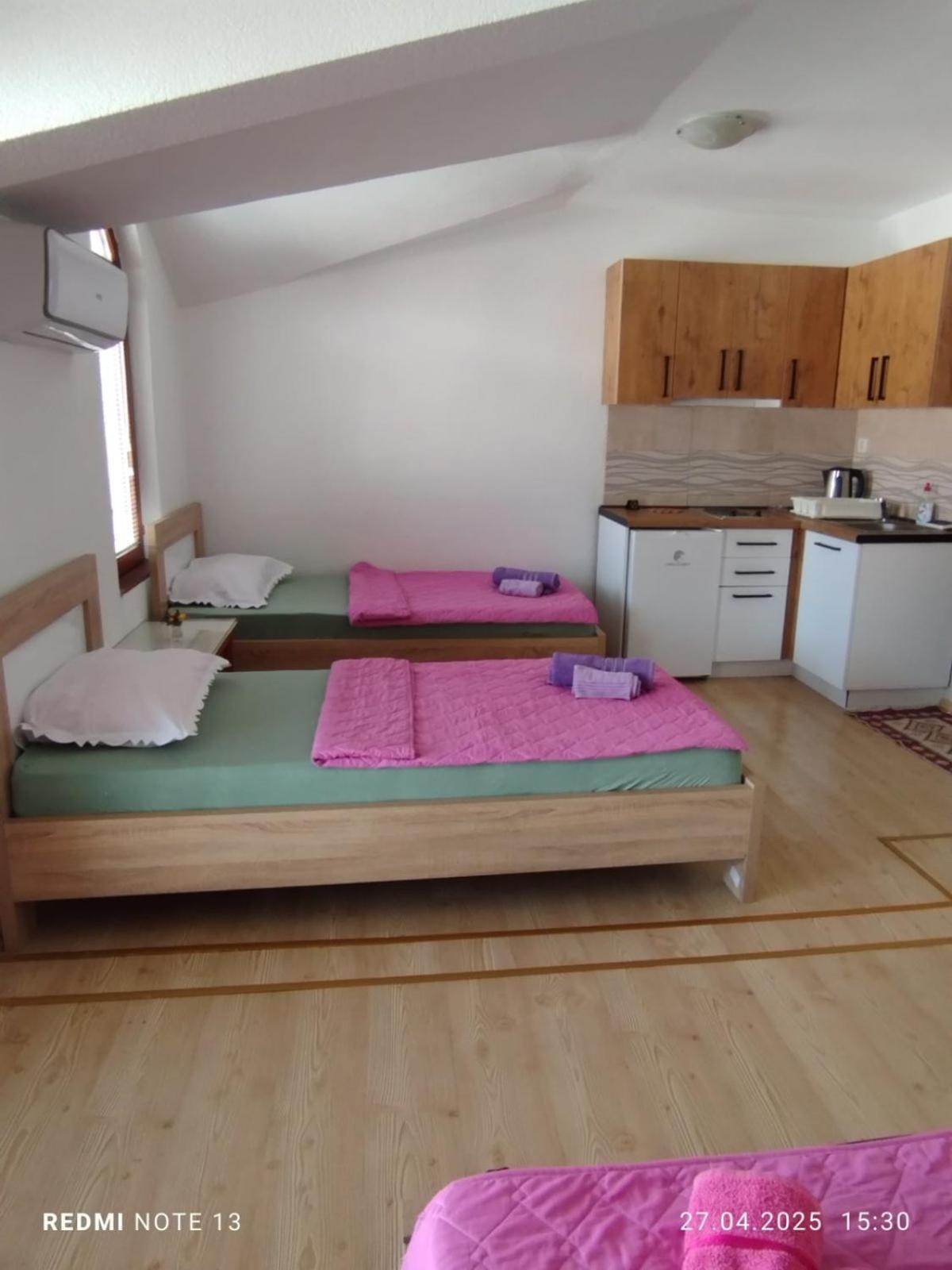 Apartments Mostrovi Ochryda Zewnętrze zdjęcie