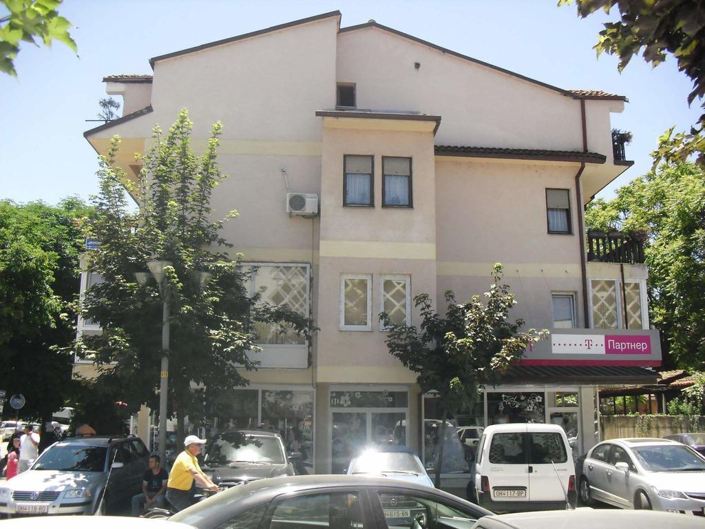 Apartments Mostrovi Ochryda Zewnętrze zdjęcie